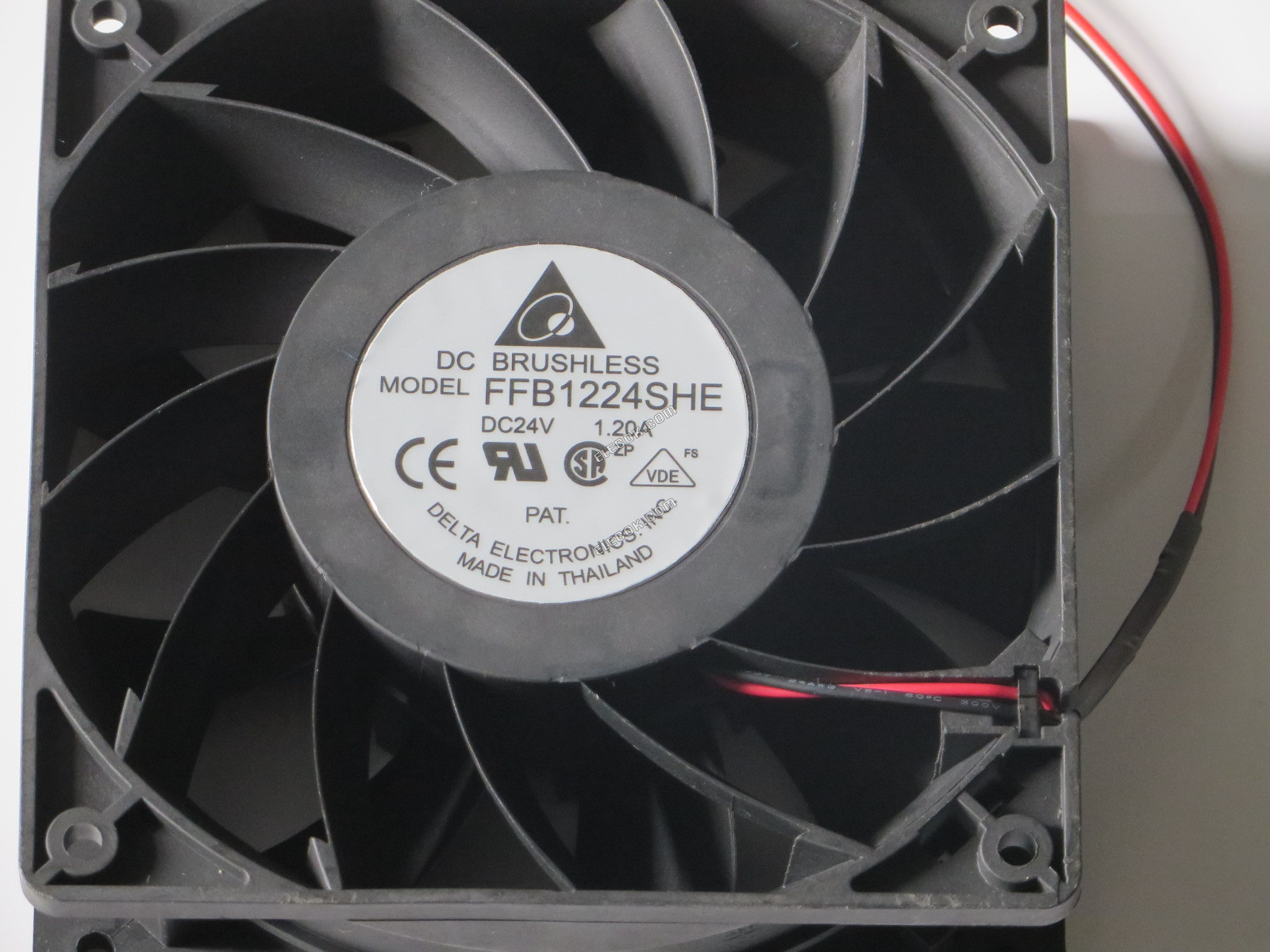DELTA FFB1224SHE 24V 1.2A 19.2W 2wires Cooling Fan 