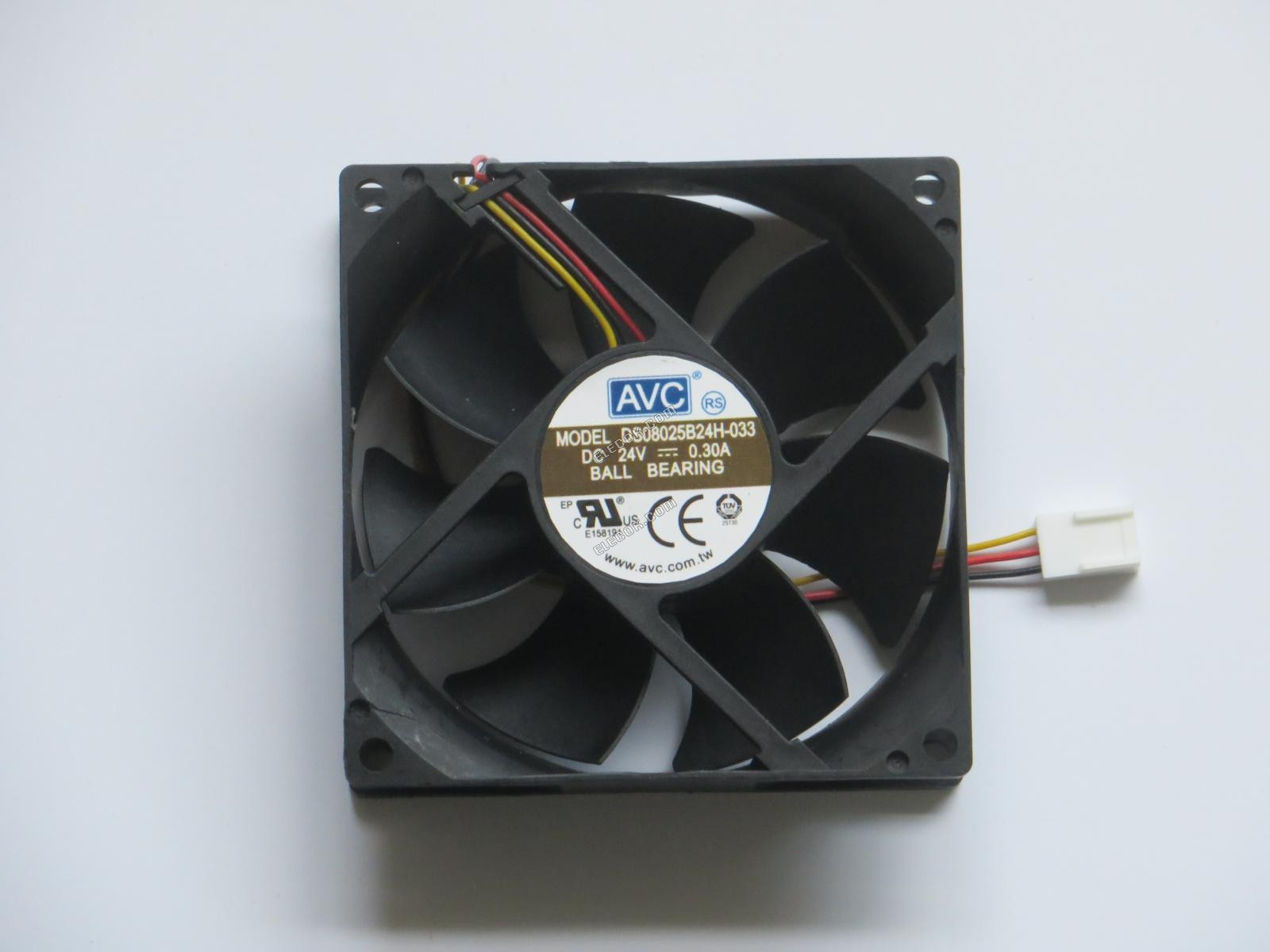 AVC DS08025B24H Server - Square Fan -033, 24V0.30A, sq80x80x25mm, 3W 3-wire 