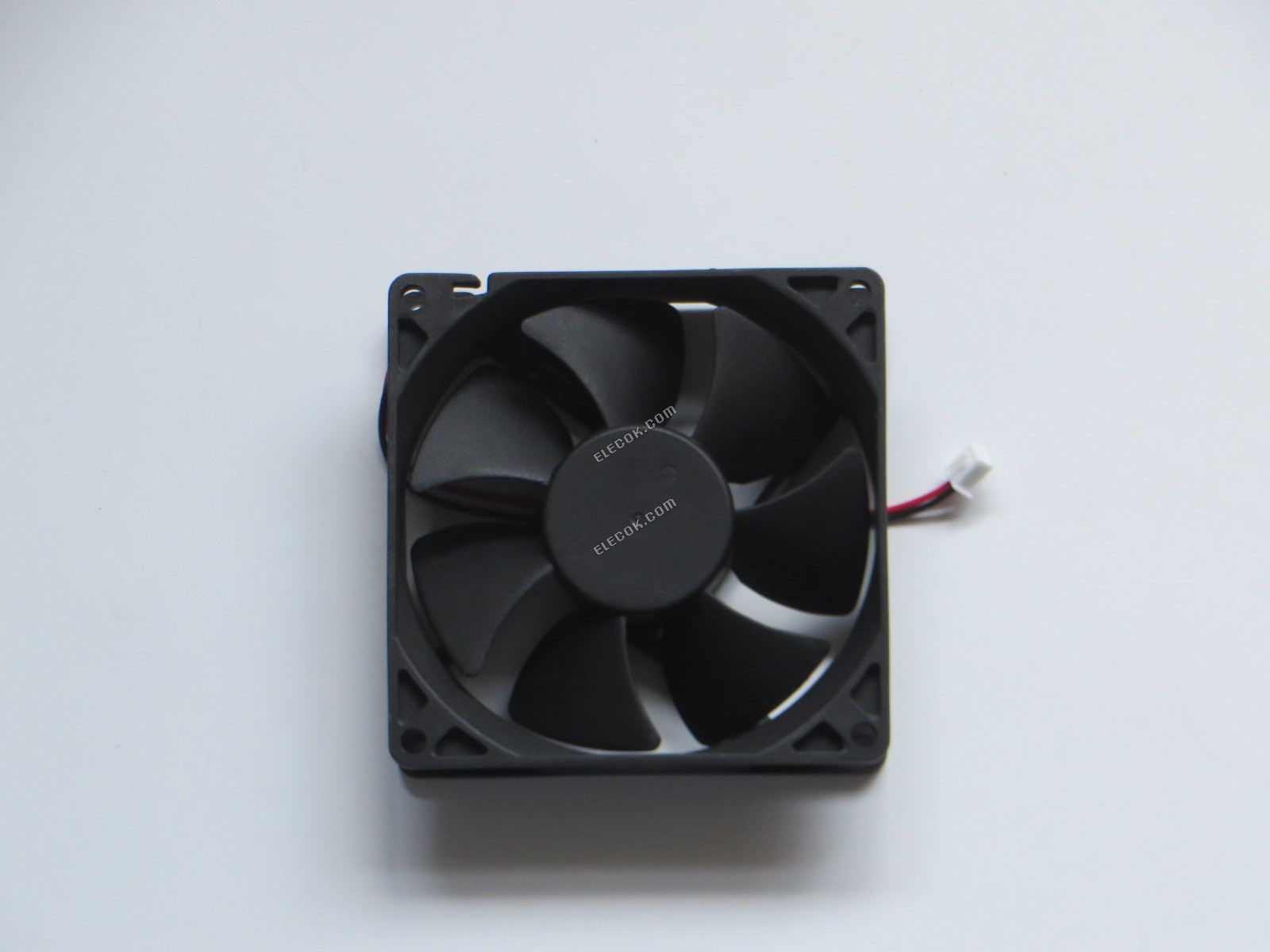 ADDA AD0912LS-A70GL 12V 0,13A 2 cables ventilador de refrigeración 