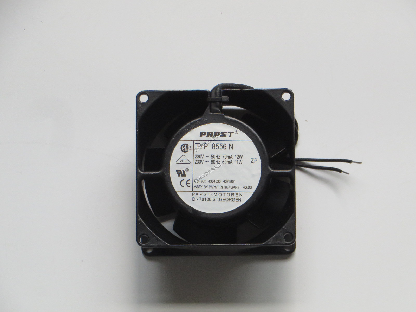 ebm-papst 8556 N Server - Vierkant Ventilator 8556N, sq80x80x38, 230V 50Hz/60Hz 60mA/70mA 11W/12W 2 draden 
