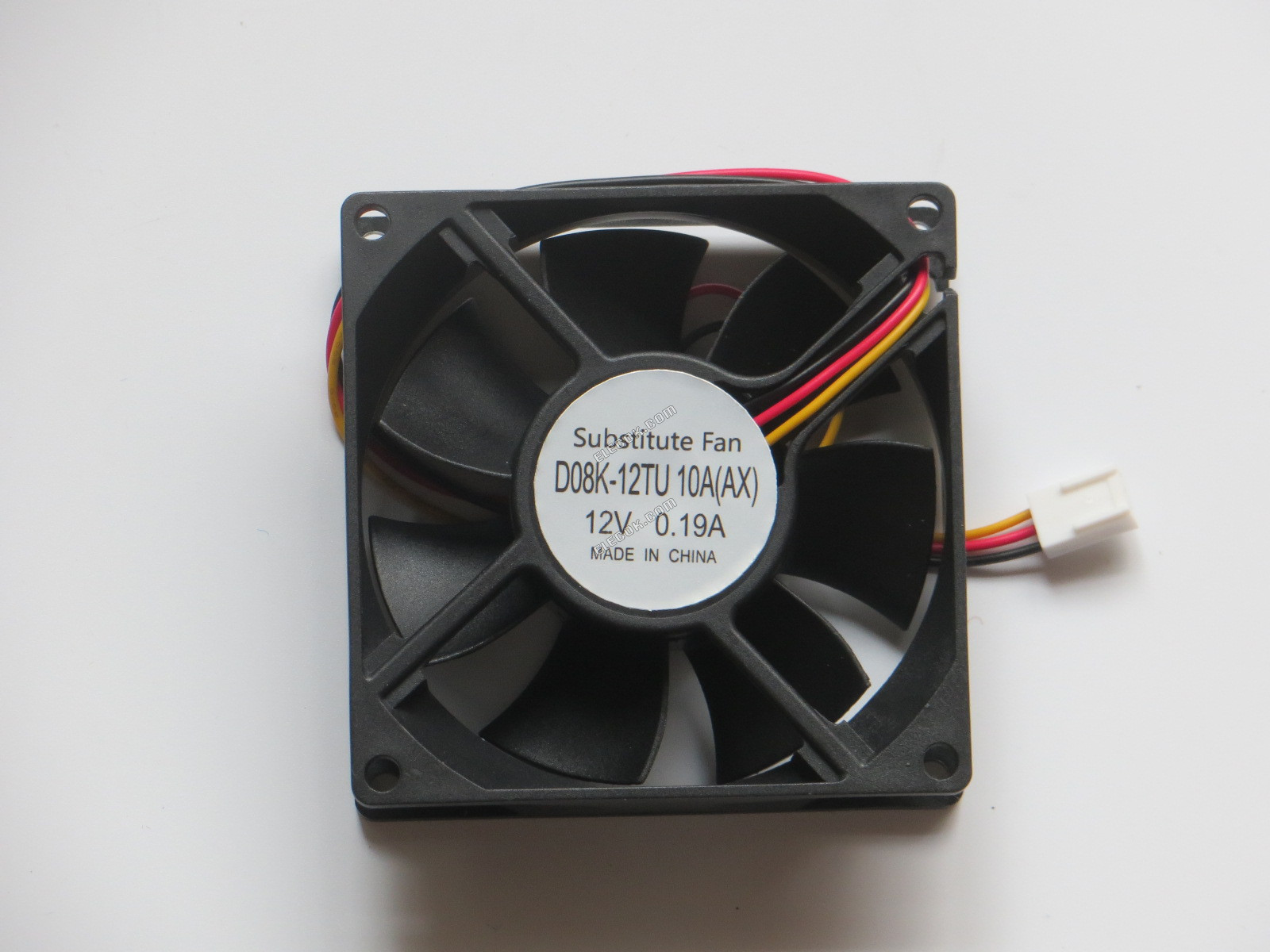 Nidec D08K-12TU 10A AX 12V 0,19A 3 przewody Wentylator Chłodzący, zamiennik 