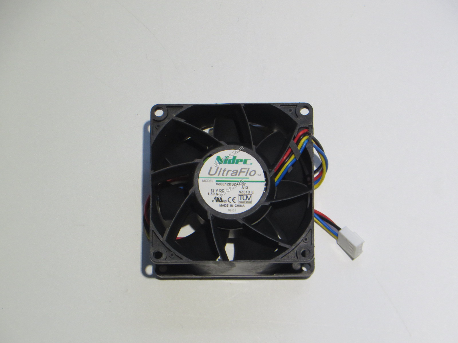 Nidec V80E12BS2A7-07 12V 1,5A 4fios ventoinha 