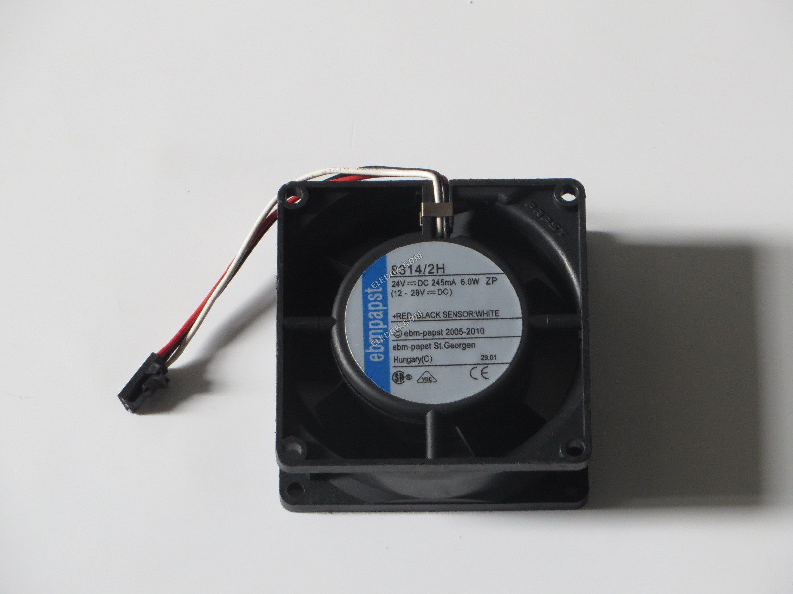 EBM-Papst 8314/2H 24V 245mA 6W 3fios Ventoinha, recondicionado 