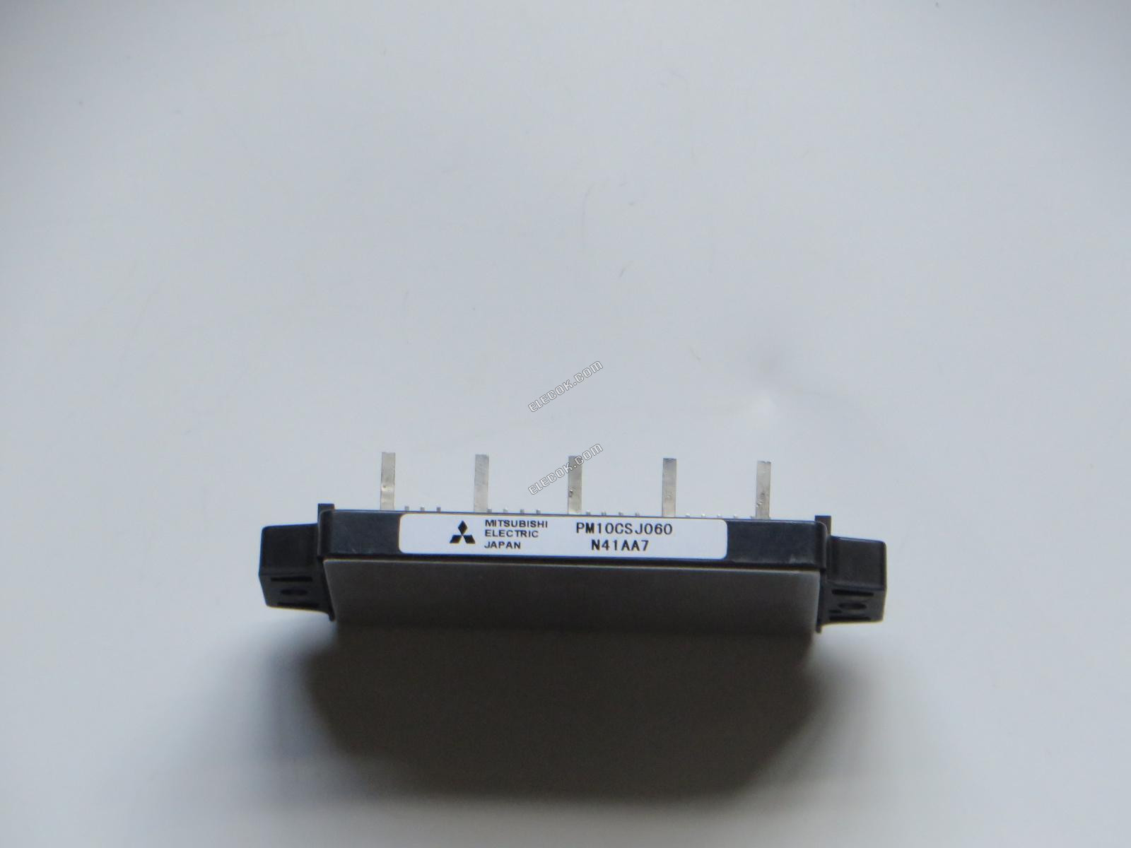 PM10CSJ060 MITSUBISH 10A/600V/6U 