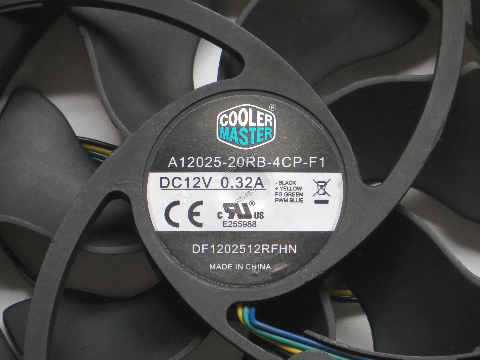 COOL MASTER A12025-20RB-4CP-F1 12V 0,32A 4 fils Ventilateur De Refroidissement, reconditionné 