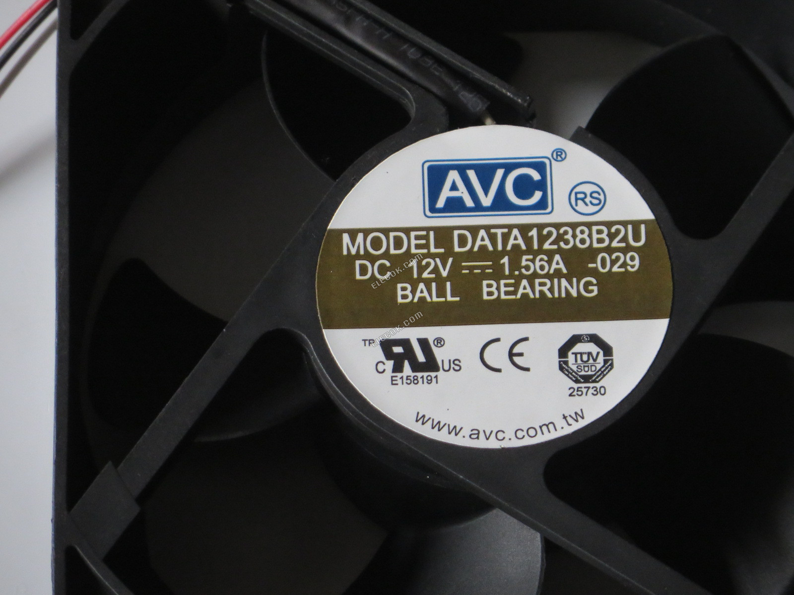 AVC DATA1238B2U 12V 1.56A 3wires cooling fan 