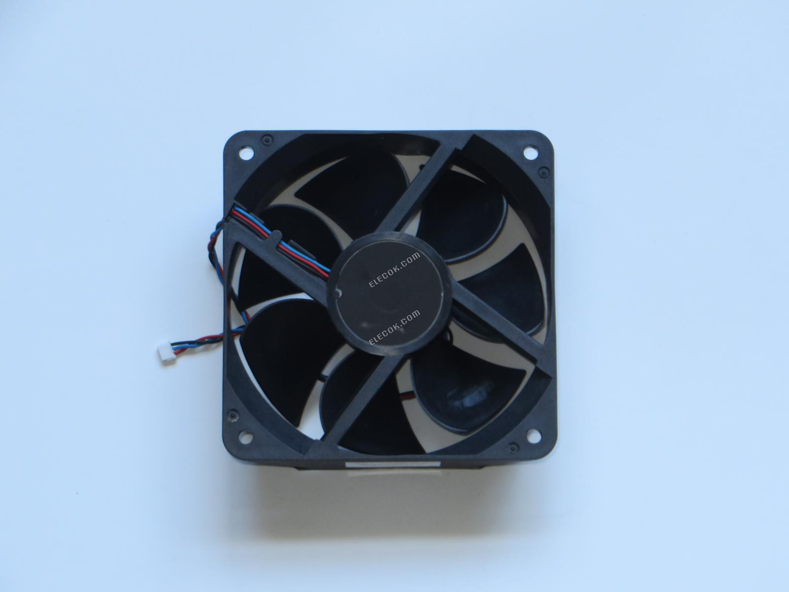 SUNON PFA5321B2-Q000-G99 12V 3.60W 3wires Cooling Fan 