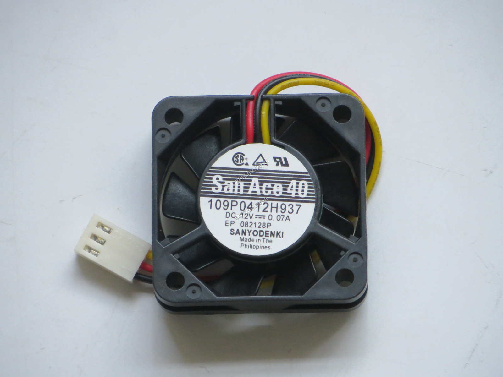 Sanyo Denki 109P0412H937 διακομιστής - τετράγωνο ανεμιστήρας 12V0.07A, sq40x40x10mm, 100x3Wx3P 3 αγωγών 