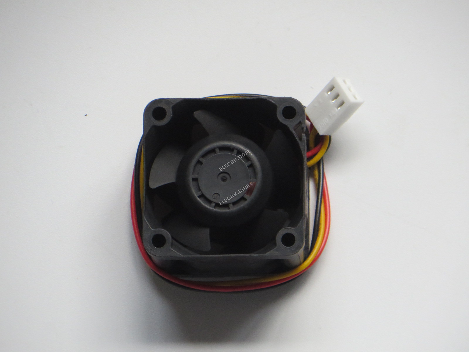 Nidec W40S12BUA5-52 12V 0.55A 3wires Cooling Fan refurbished 