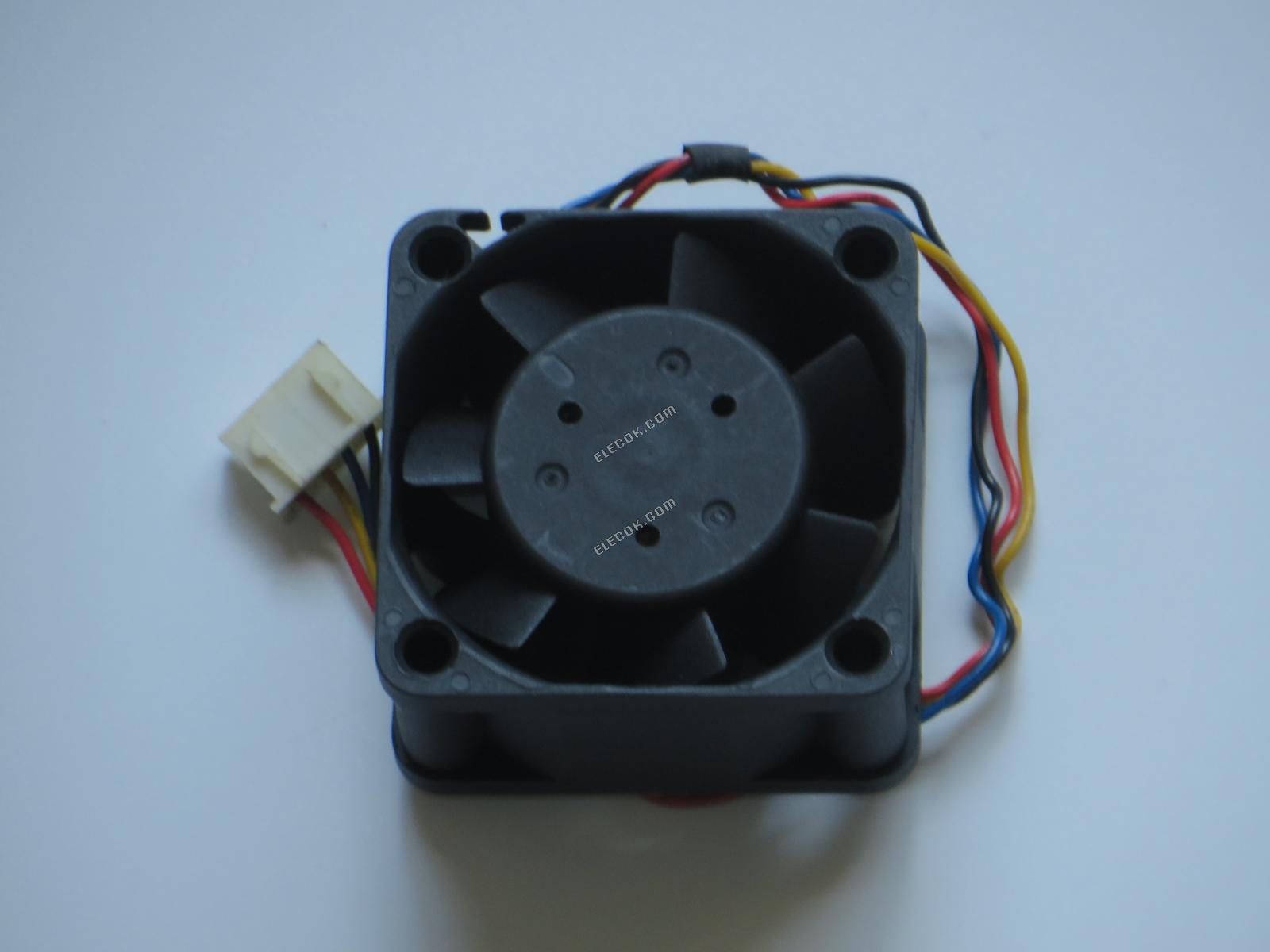 AVC DBTA0420B2U, DBTA0420B2U-P008 12V 0.50A 4wires cooling fan 