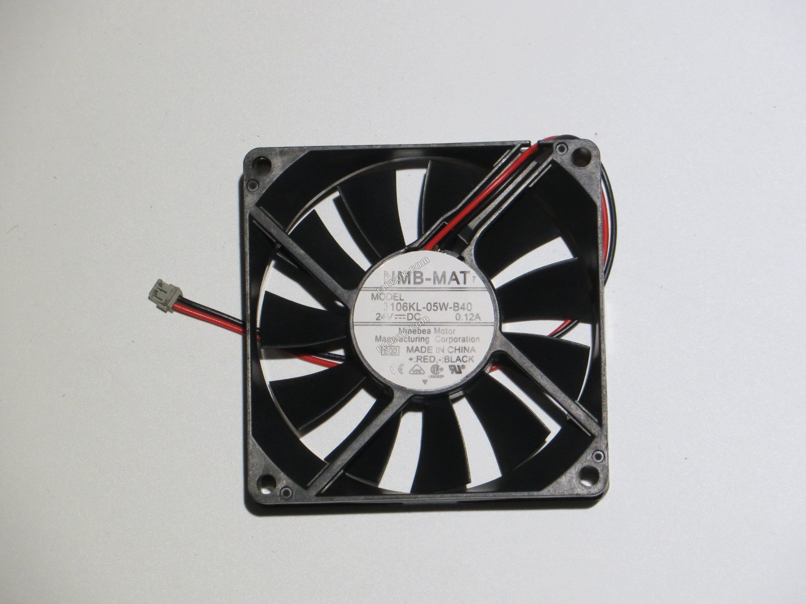 NMB Technologies 3106KL-05W-B40-B00 24V 0.12A 2wires cooling fan 