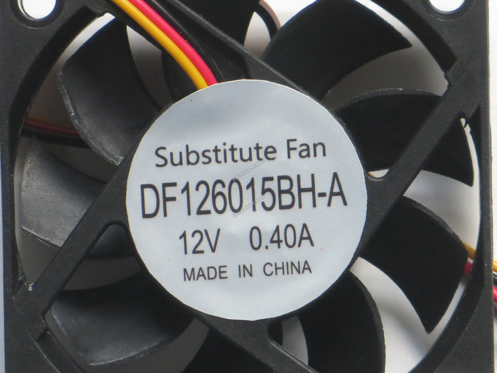DF126015BH-A 12V 0.40A 3wires Cooling Fan, substitute 