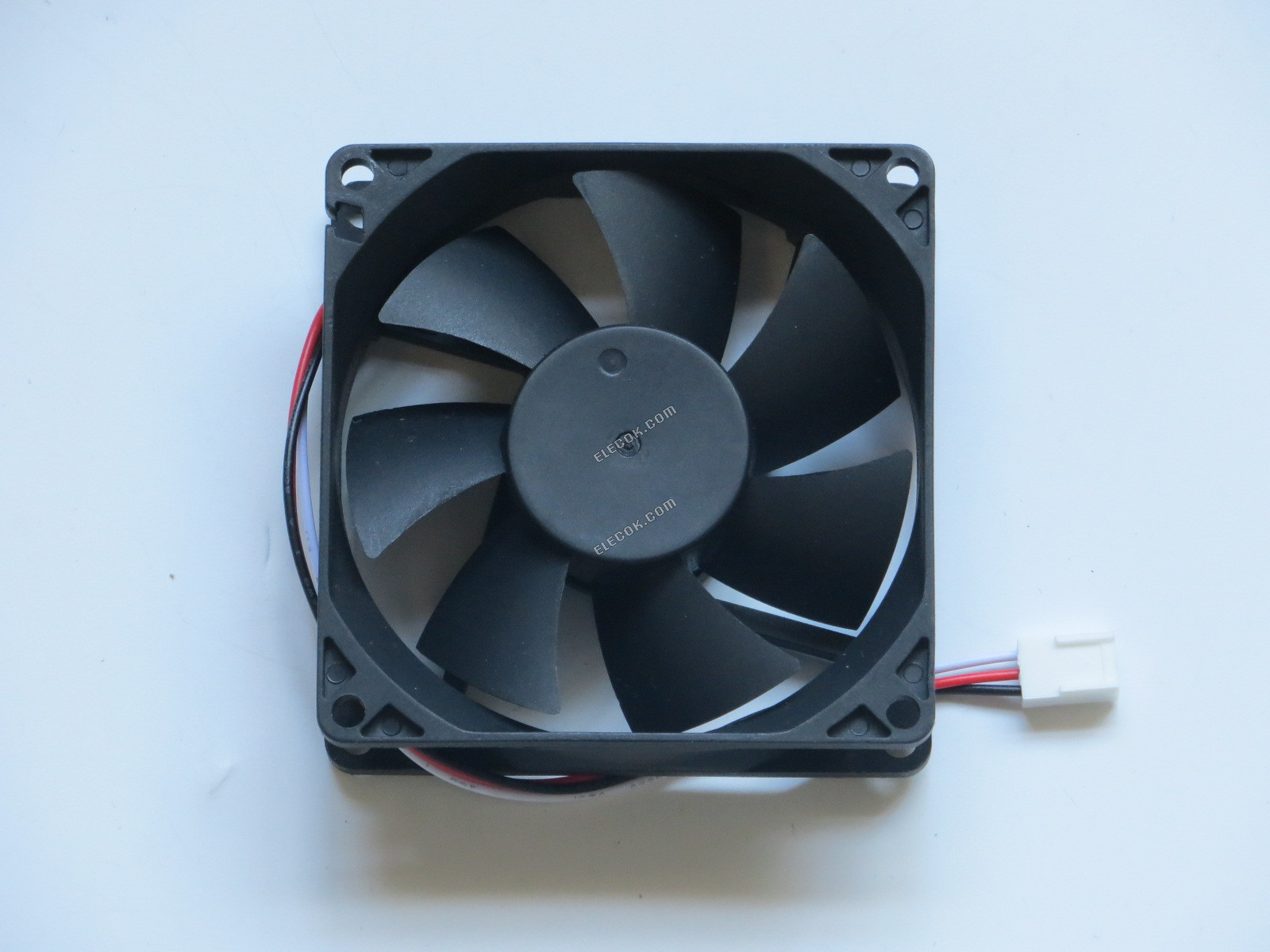 JAMICON JF0825S2HS-R 24V 0.15A 3線冷却ファン