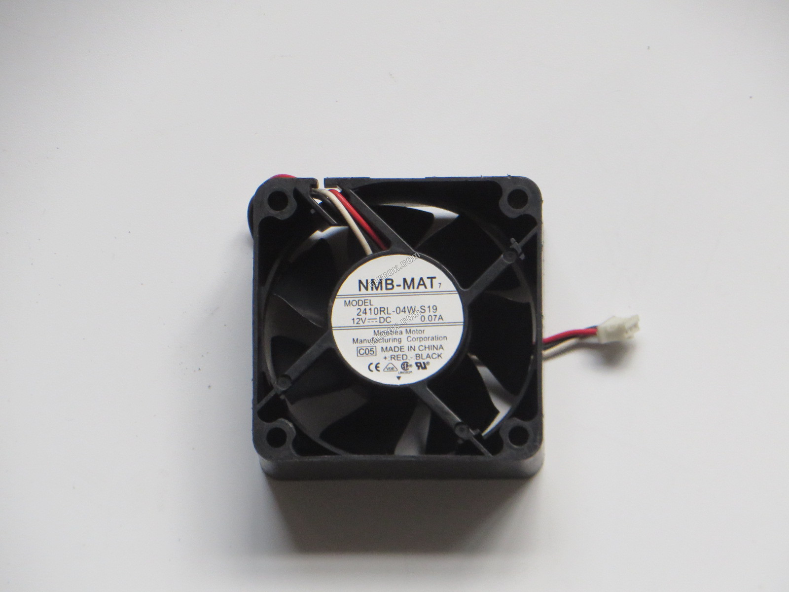 NMB 2410RL-04W-S19 12V 0,07A 3 drähte kühllüfter, generalüberholt 