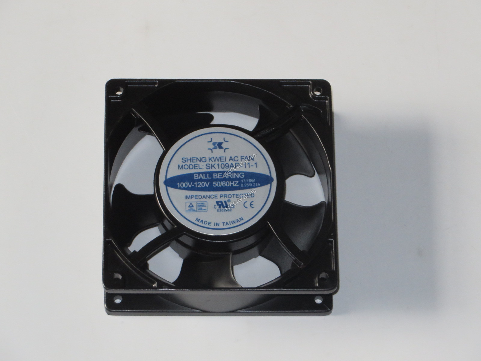 SHENG KWEI SK109AP-11-1 100/120V 0,25/0,21A 17/15W ventola di raffreddamento con collegamento a presa 