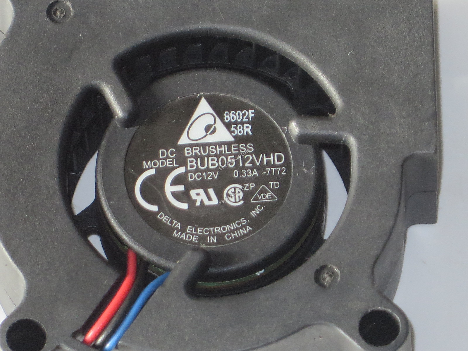 DELTA BUB0512VHD 12V 0,33A 3 Drähte Kühllüfter 