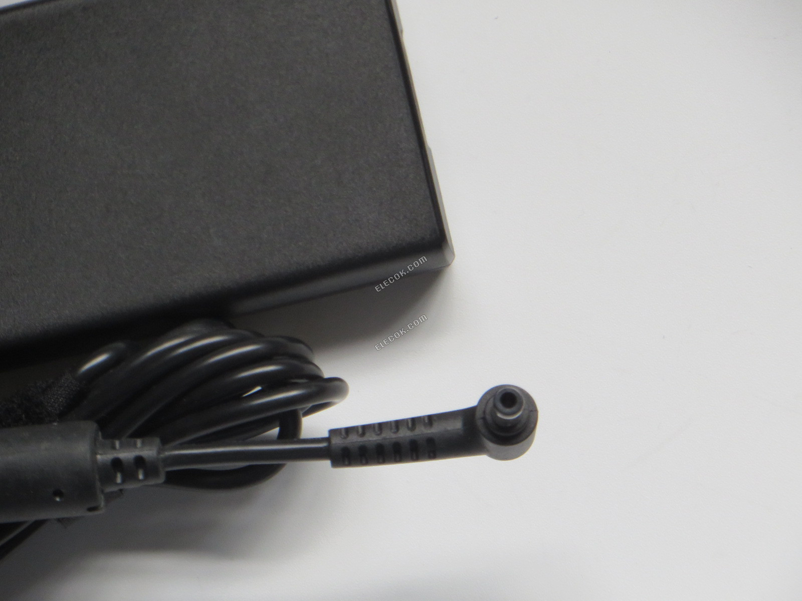 Chicong 19.5V7.7A A17-150P2A, interfejs jest 5.5*2.5MM hollow okrągły mouth 