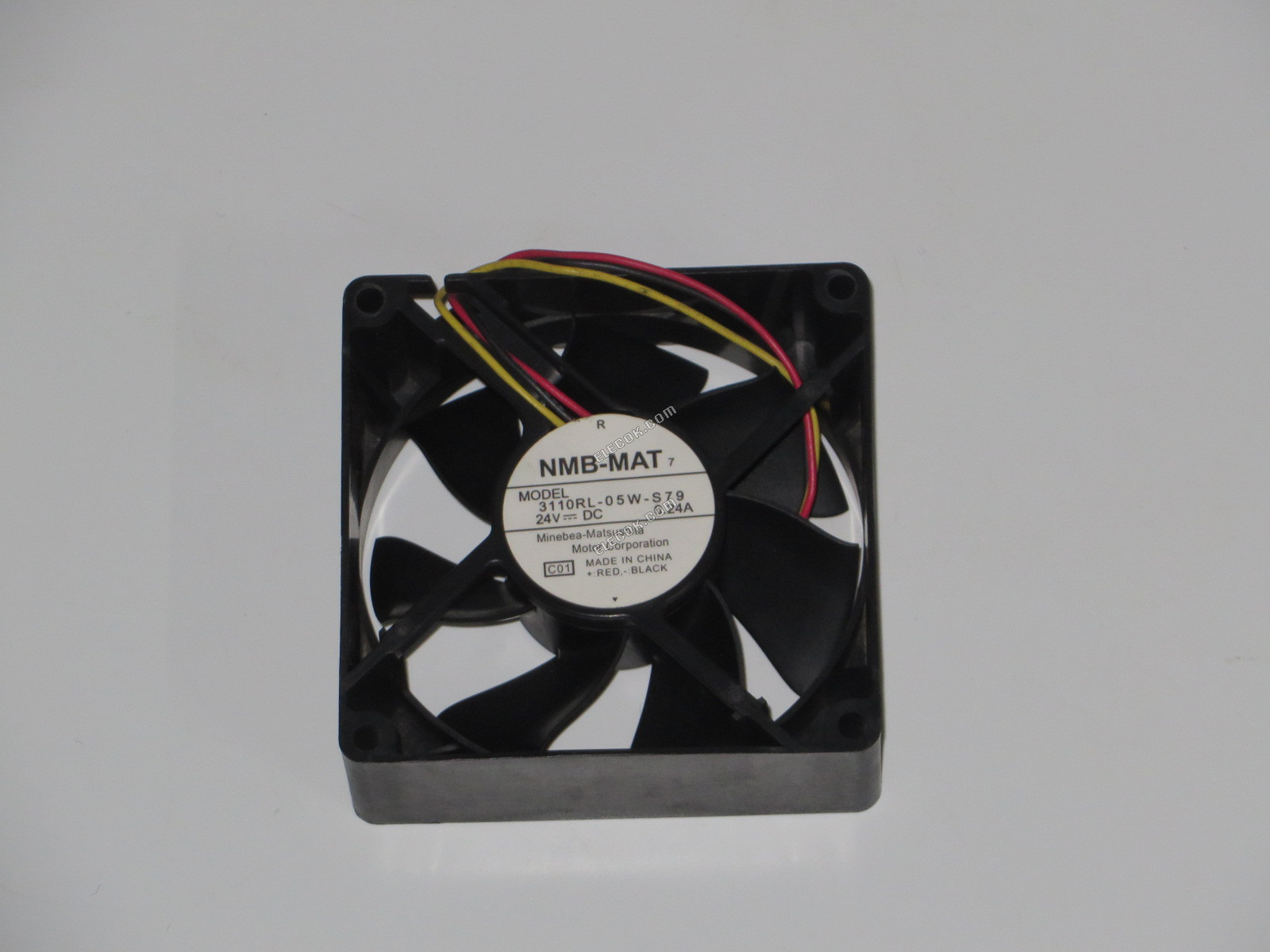 NMB 3110RL-05W-S79 24V 0.24A 3wires cooling fan 
