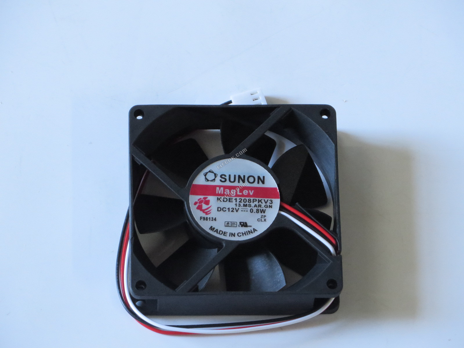 SUNON KDE1208PKV3 DC12V AR.GN 0.8W 3wires Cooling Fan
