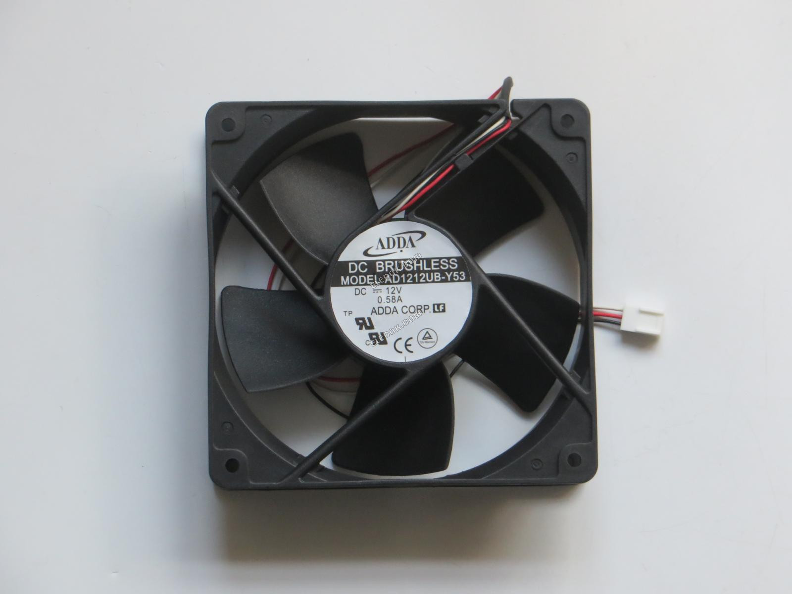 ADDA AD1212UB-Y53 12v 0,58A 3 fils Ventilateur 