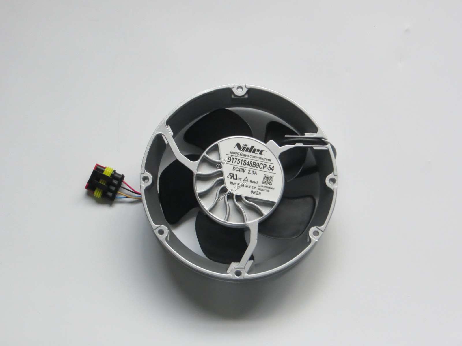 Nidec/SERVO D1751S48B9CP-54 48V 2,3A 4 draden Ventilator 