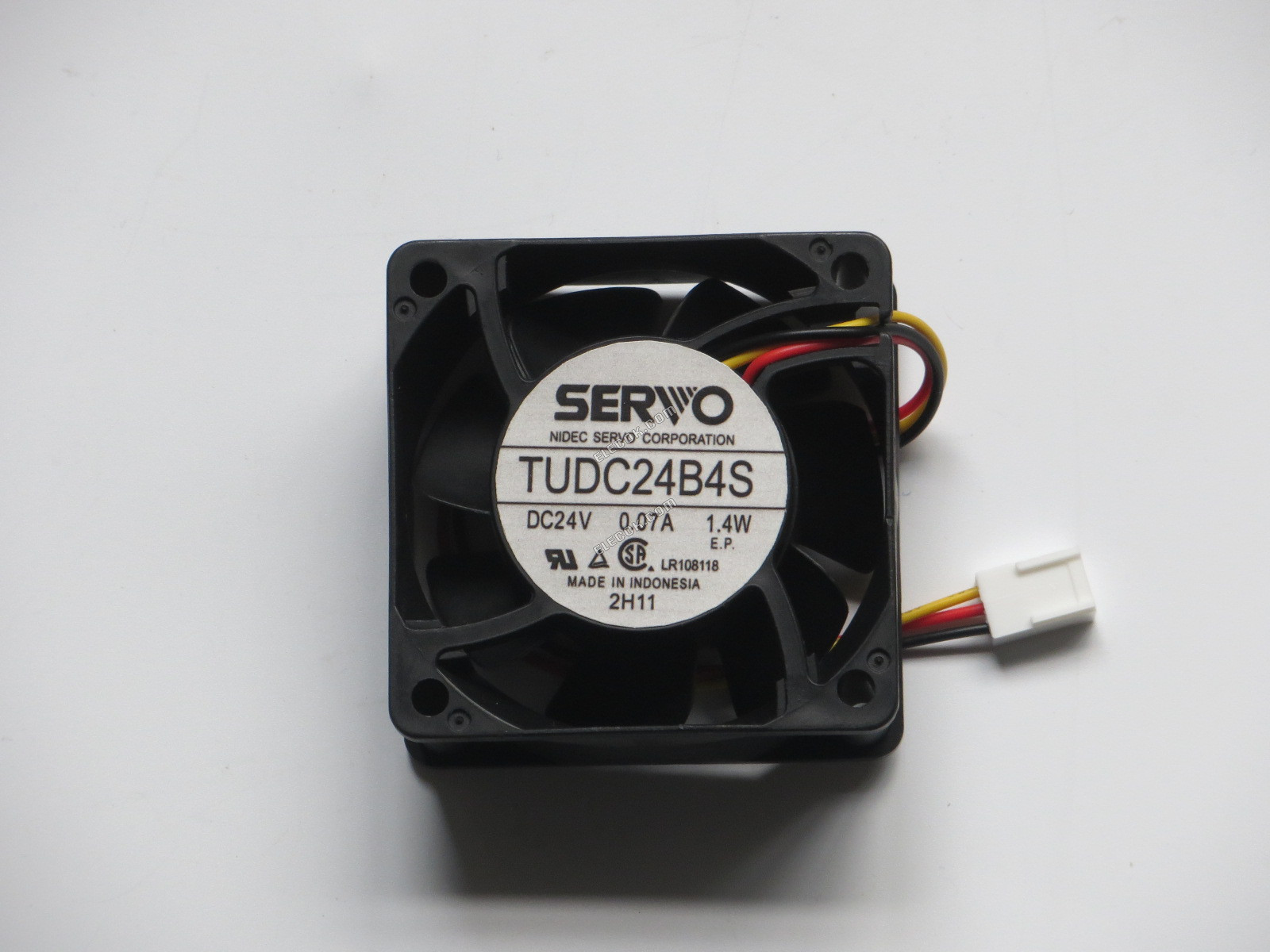 SERVO TUDC24B4S 24V 0.07A 3wires cooling fan 