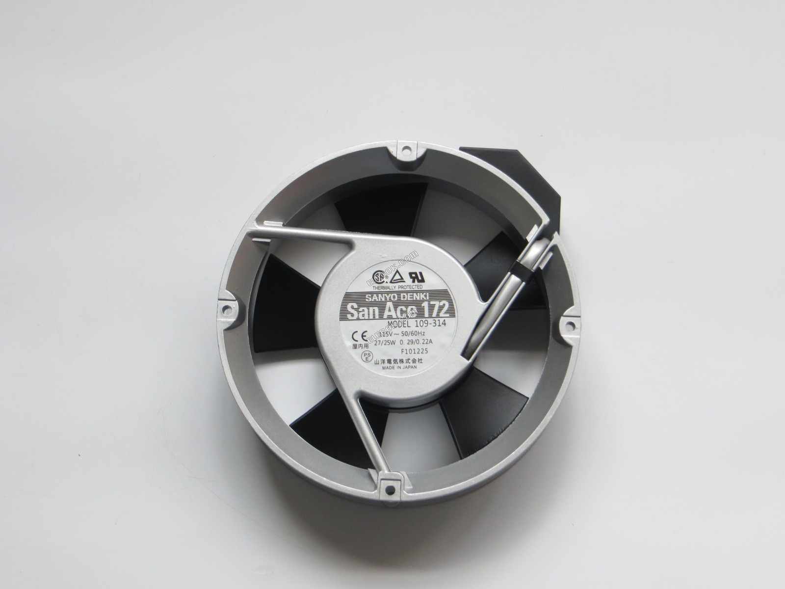 Sanyo 109-314 115V 27/25W Koelventilator met socketverbinding, gerenoveerd 