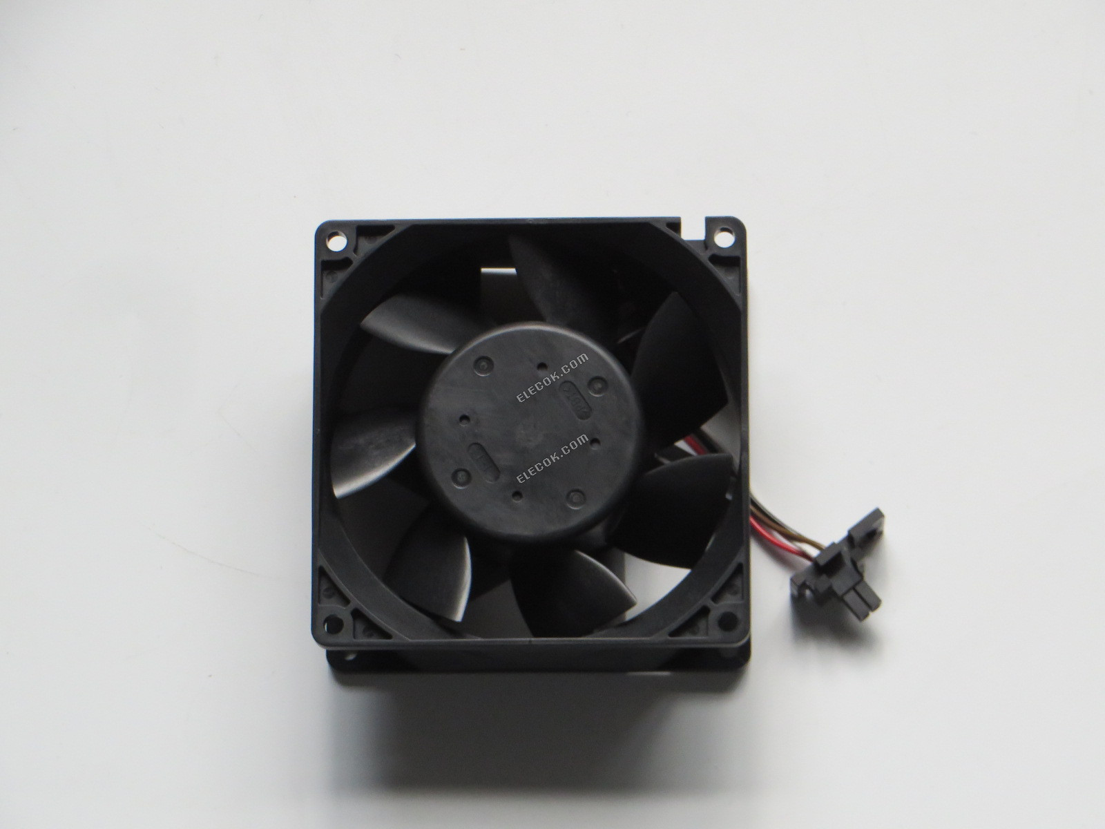 3615RL-05W-B46 NMB 24V 0.73A 4wires cooling fan 