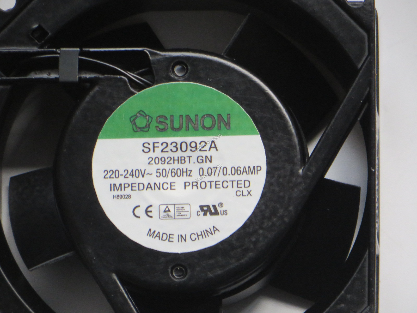 Sunon SF23092A 2092HBT.GN 220/240V 50/60HZ 0,06/0,07A Køleventilator, med sokkelforbindelse 