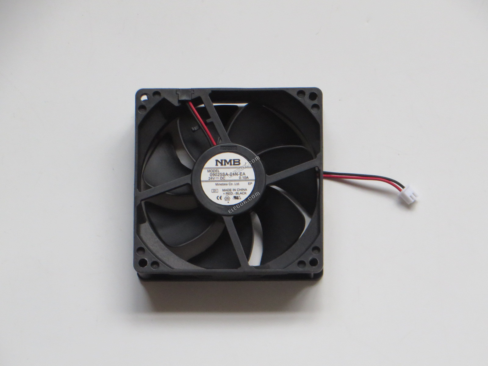 NMB-MAT / Minebea 09025SA-24N-EA 24V 0.10A 2-wire Server-square Fan 