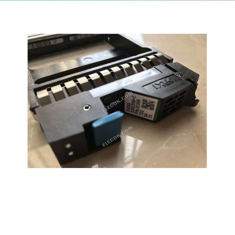 HDS HUS110 130 300GB 10K 2.5 SAS 3282390-C attached