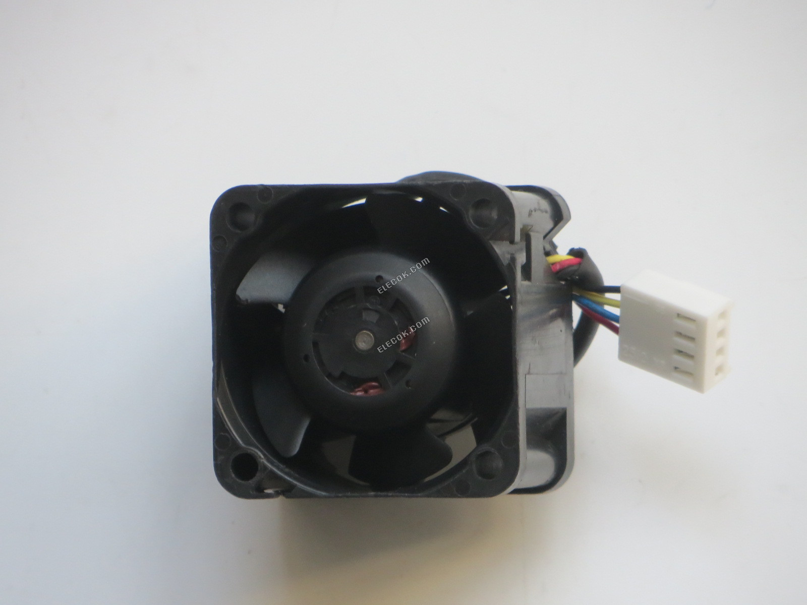 NIDEC W38S12BGA5-09A06 12V 0.59A 4wires Cooling Fan 
