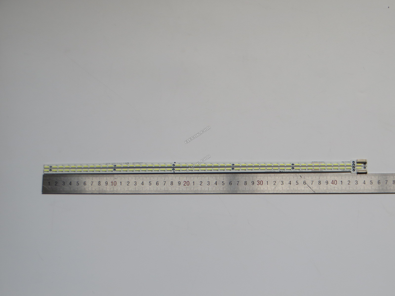V400DK2-KS2-TLEM01 V400DK2-KS2-TREM01 LED Backlight Strips - 2 Strips