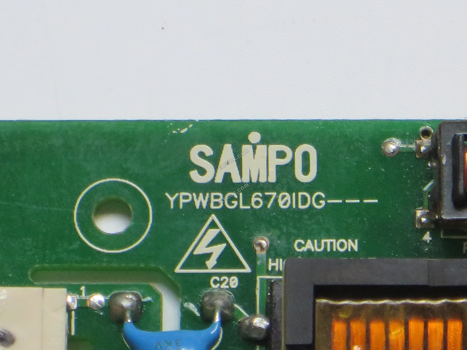 YPWBGL670IDG, YPWBGL671IDG SAMPO YPWBGL670IDG LCD Växelriktare YPWBGL670IDG, begagnad 