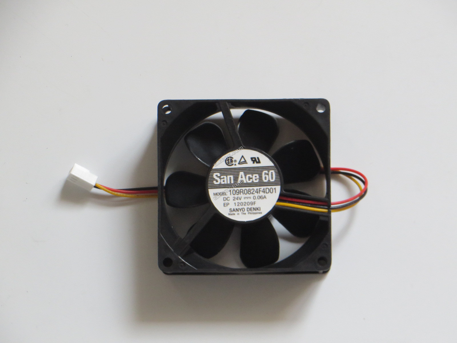 Sanyo 109R0824F4D01 24V 0.06A 3wires Cooling Fan 