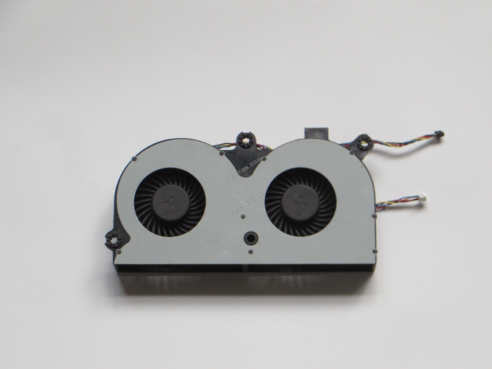 SUNON MF80201V1-C010-S9A 12V 3.96W 4wires Cooling 