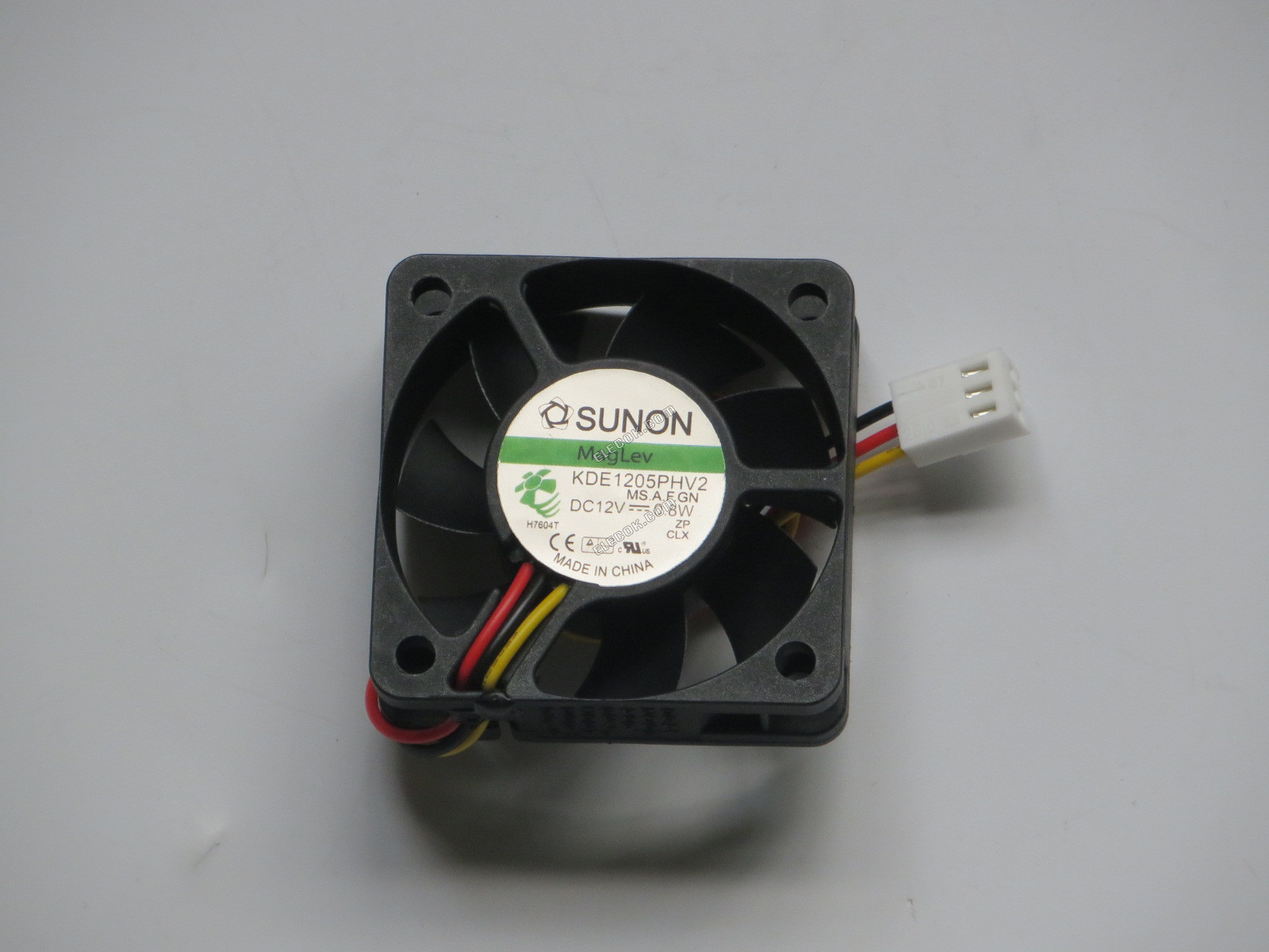 Sunon KDE1205PHV2 MS.A.F.GN 12V 0,8W 3fios Ventoinha 