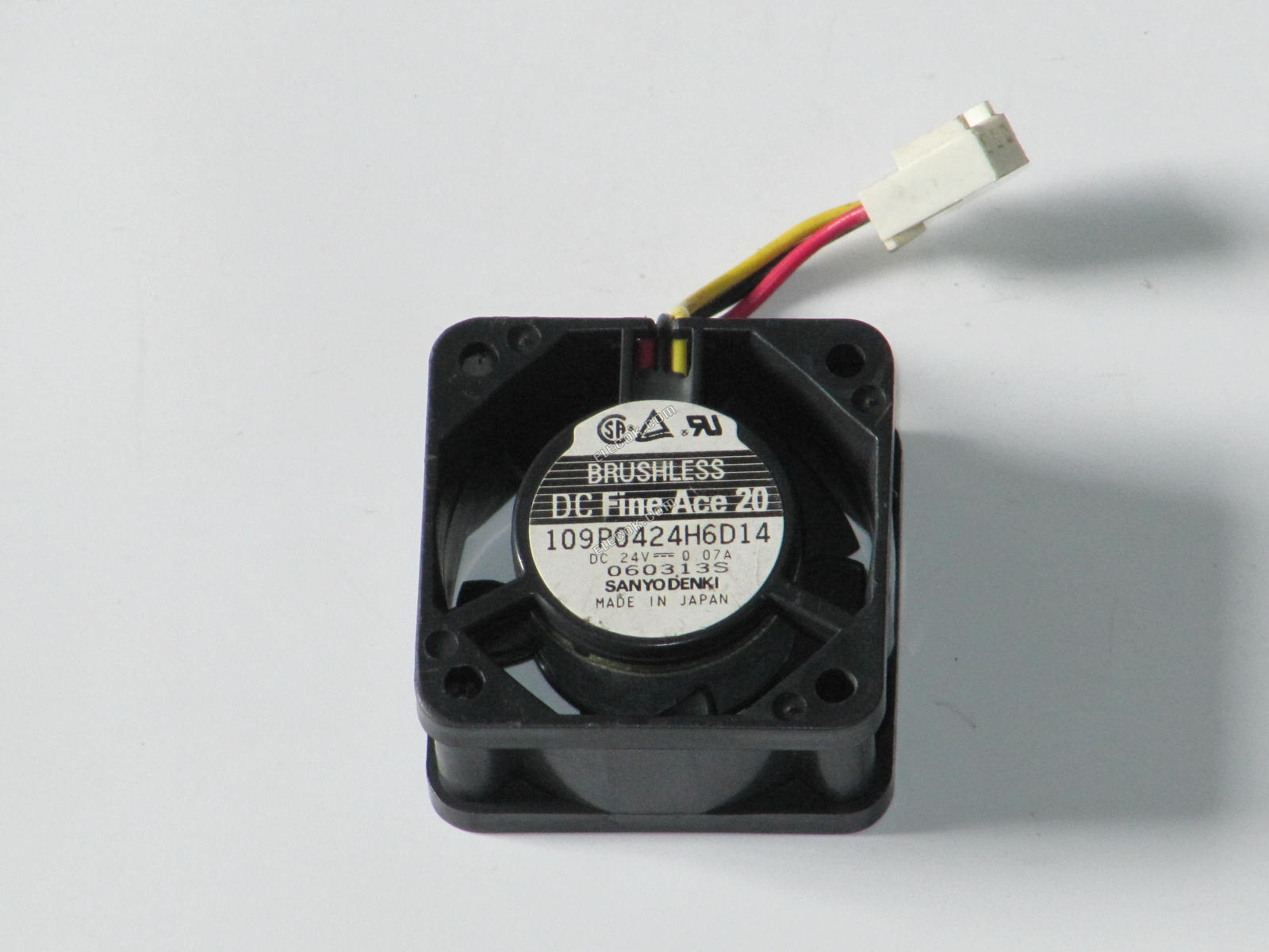 Sanyo 109P0424H6D14 24V 0.07A 3wires fan Refurbished 