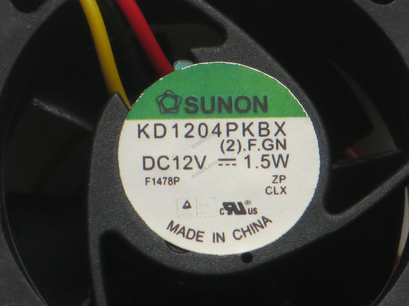 SUNON KD1204PKBX 2 .F.GN 12V 1.5W 3wires Cooling Fan 
