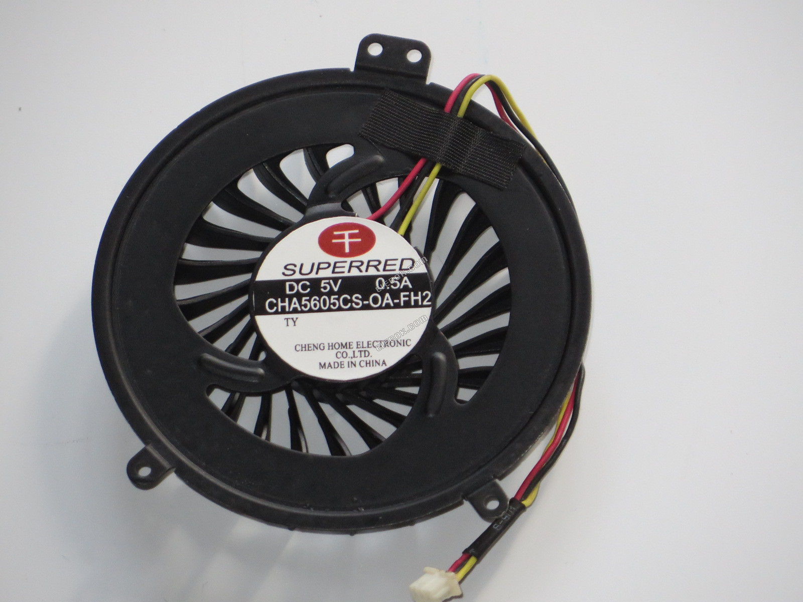 SuperRed CHA5605CS-OA-FH2 5V 0,5A 3 draden Koelventilator 