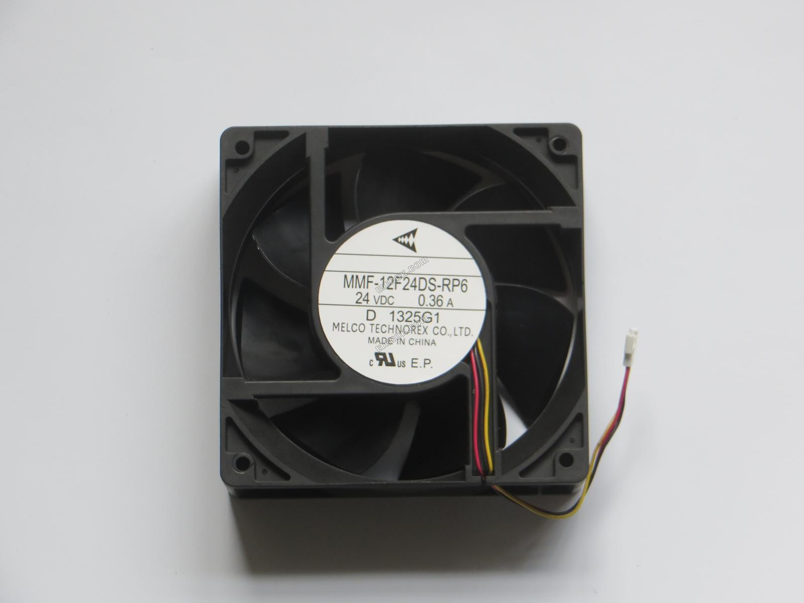 MMF-12F24DS-RP6 MITSUBISHI Lüfter 24V 0,36A 3 drähte 