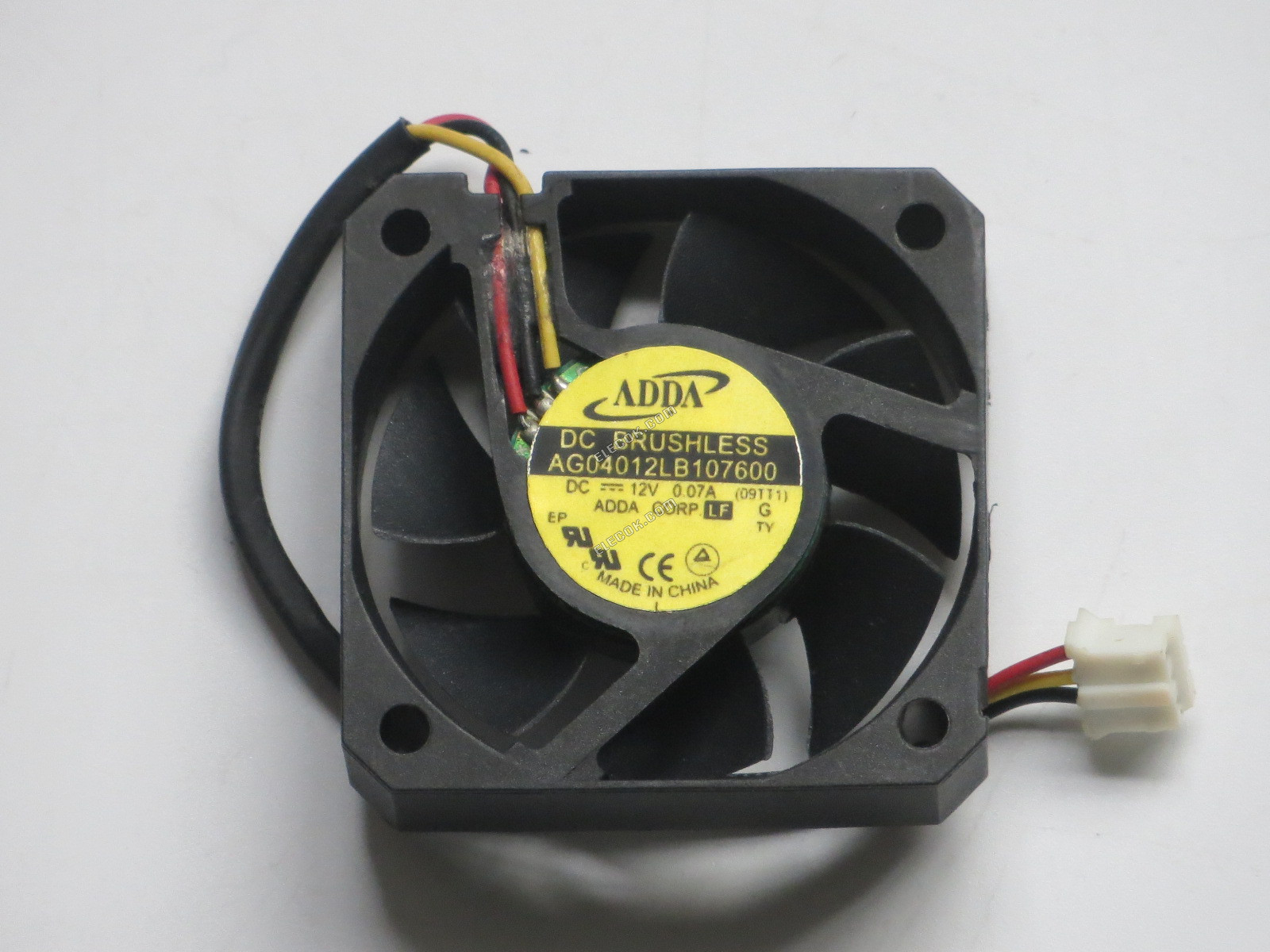 ADDA AG04012LB107600, G 12V 0.7A 3wires cooling fan 