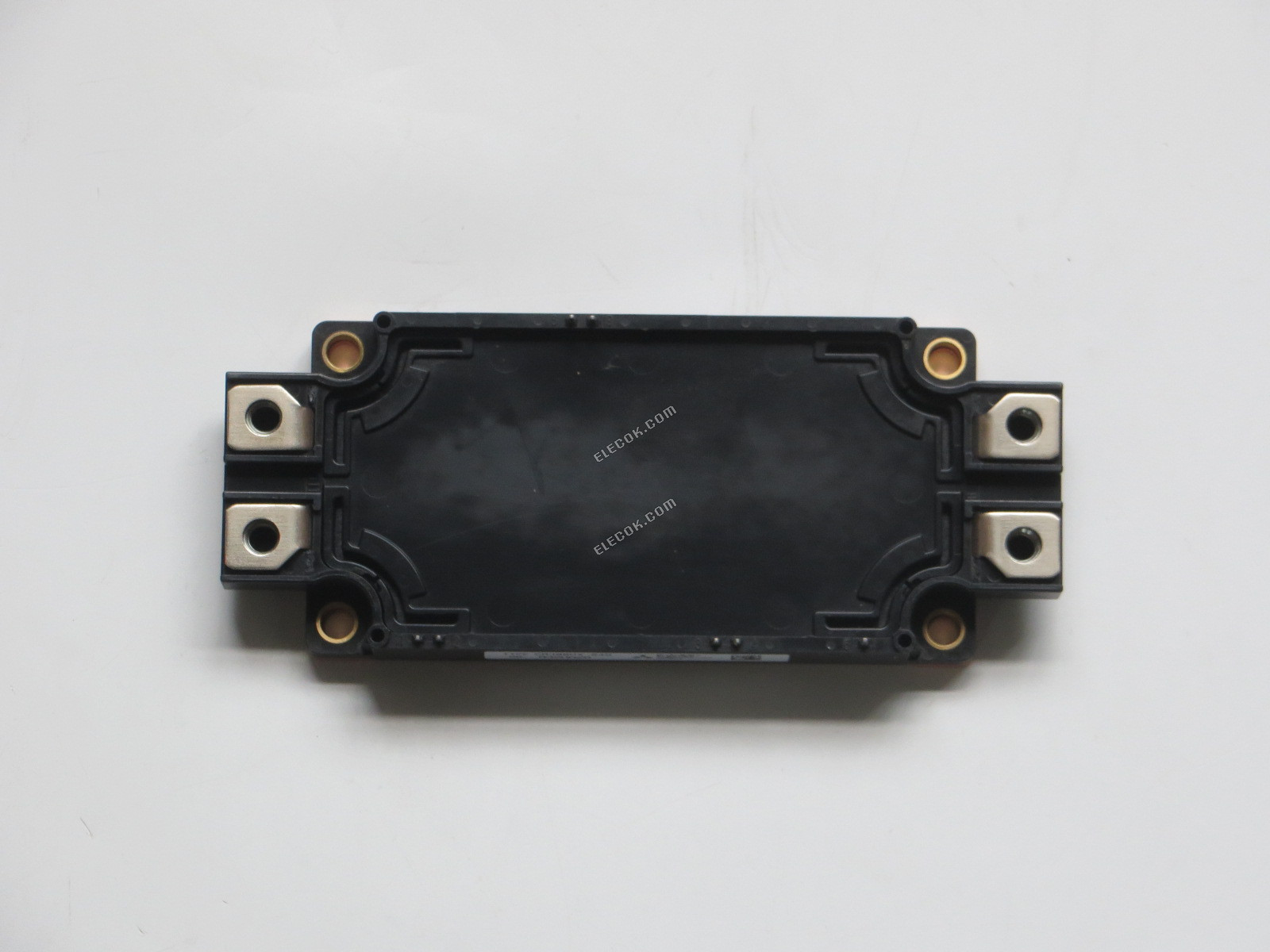 CM300DX-24S Powerex, Inc. Módulo IGBT 1200V 300A 
