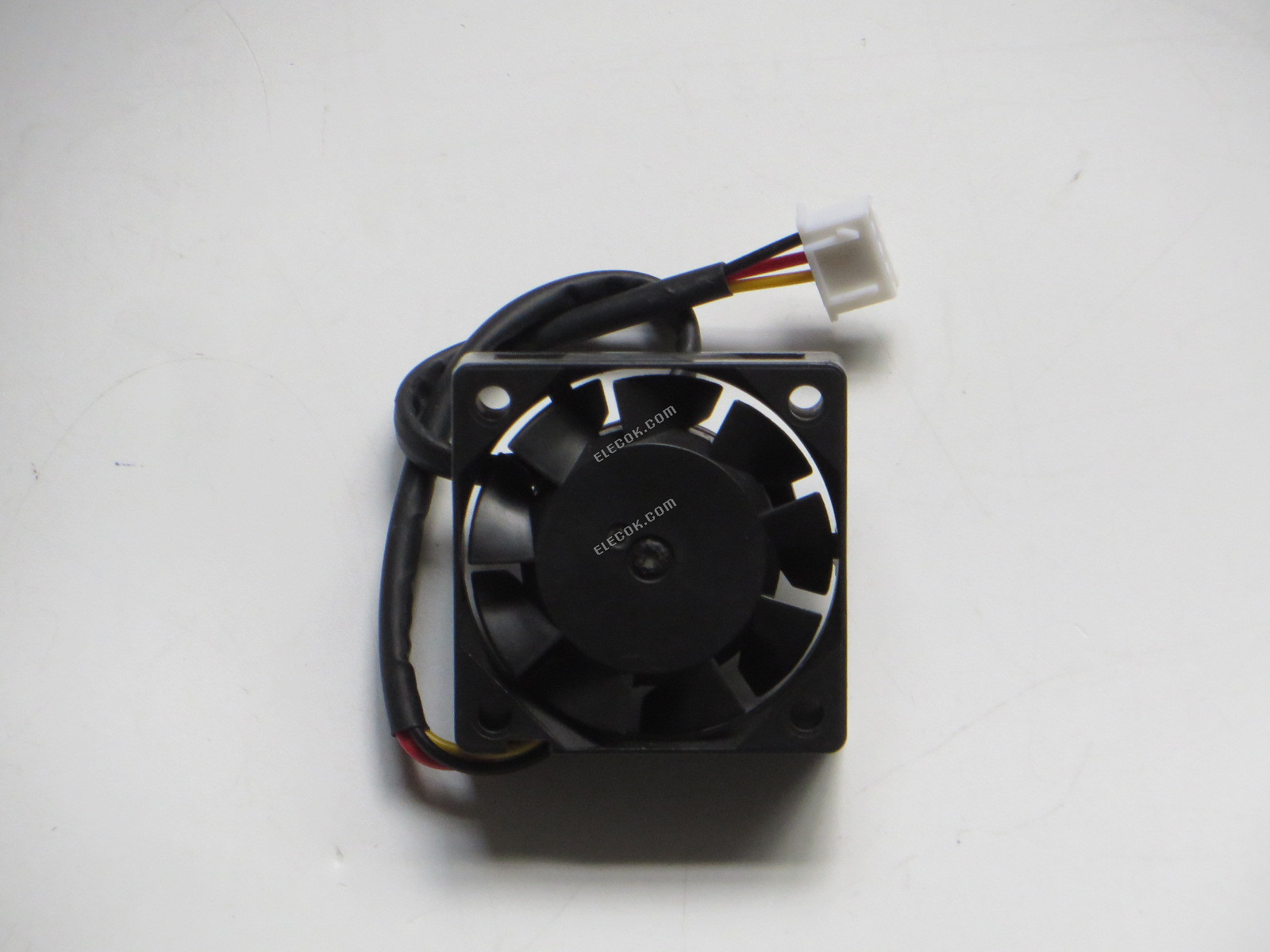4cm 4015 Lüfter 12V 0,14A MMF-04C12DS-CP1 3 drähte 