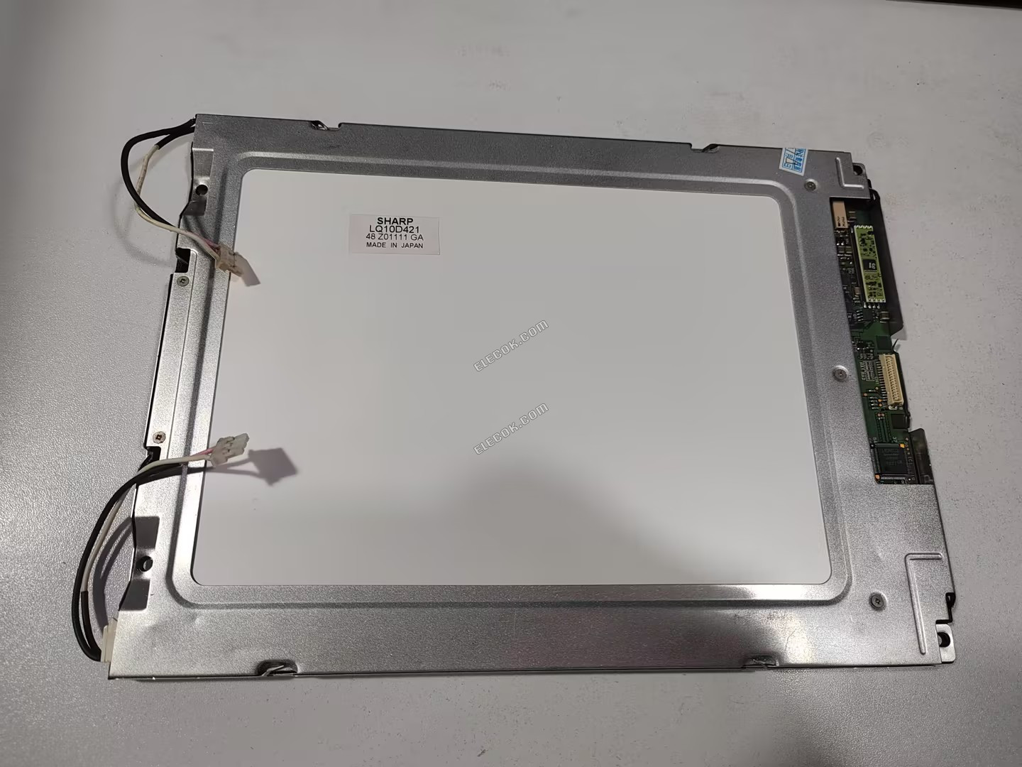 LQ10D421 SHARP 10,4" Pannello LCD TFT A-Si usato 