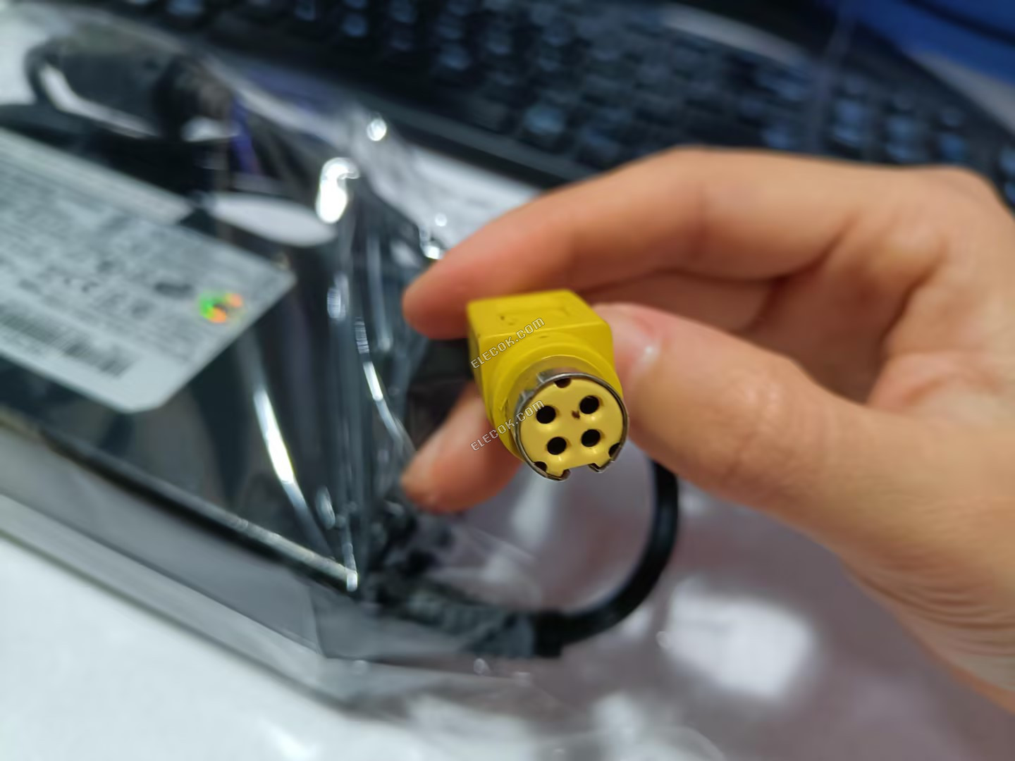 Acbel Polytech API3AD14 AC Adapter- Laptop 19V 6.3A, 3-prong ， interface is 4PIN, Used substitute 