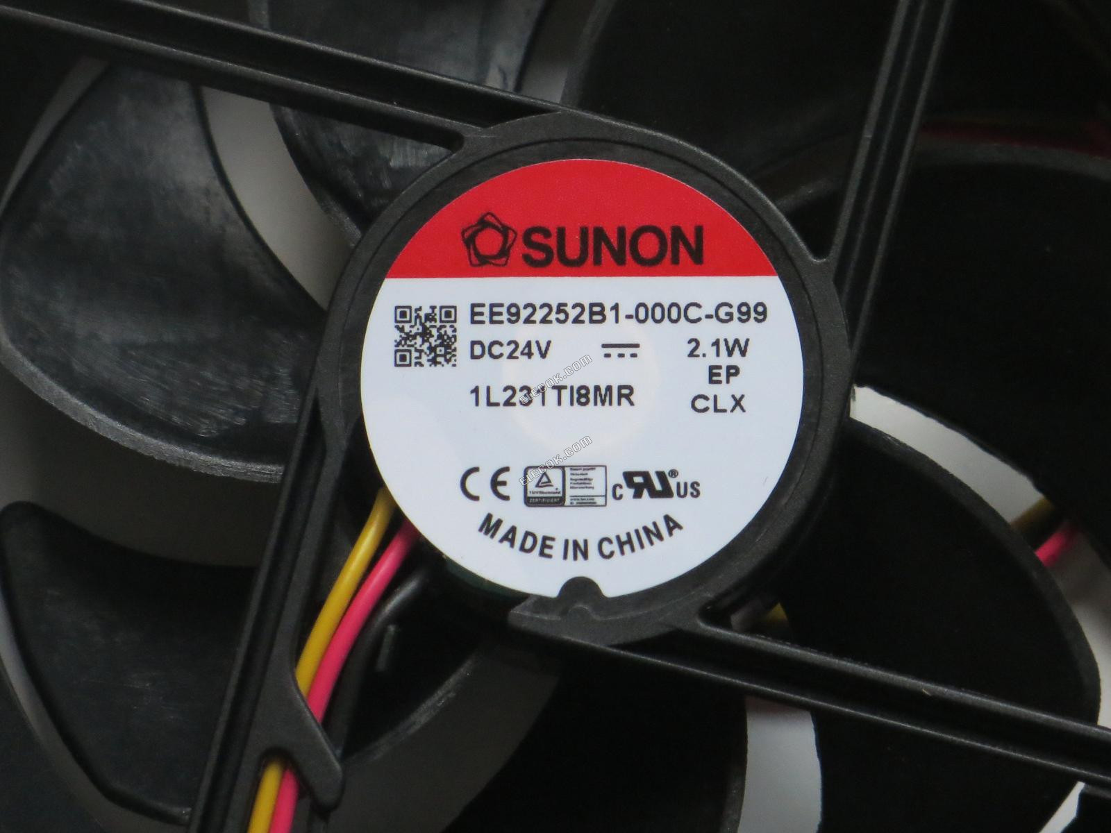 SUNON 9225 24V 2.1W EE92252B1-000C-G99 3wires Fan 