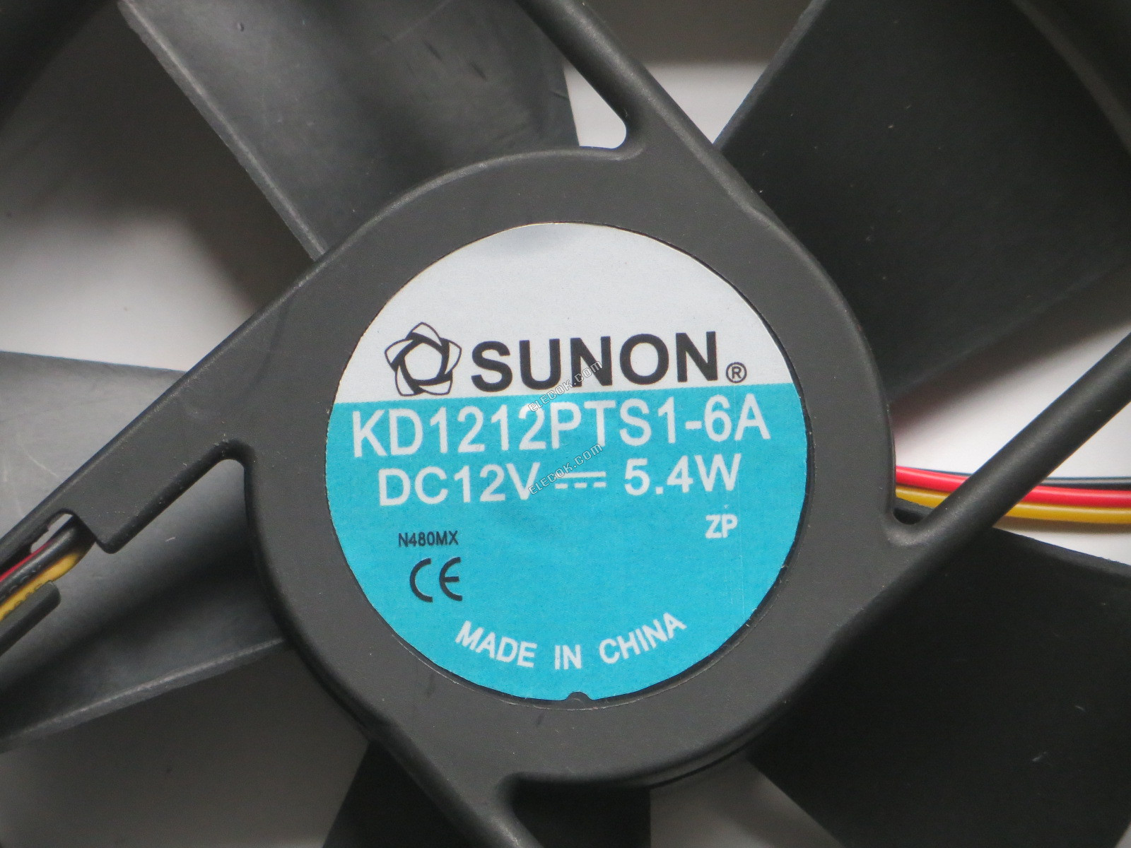 SUNON KD1212PTS1-6A 12V 5.4W 3wires cooling fan 