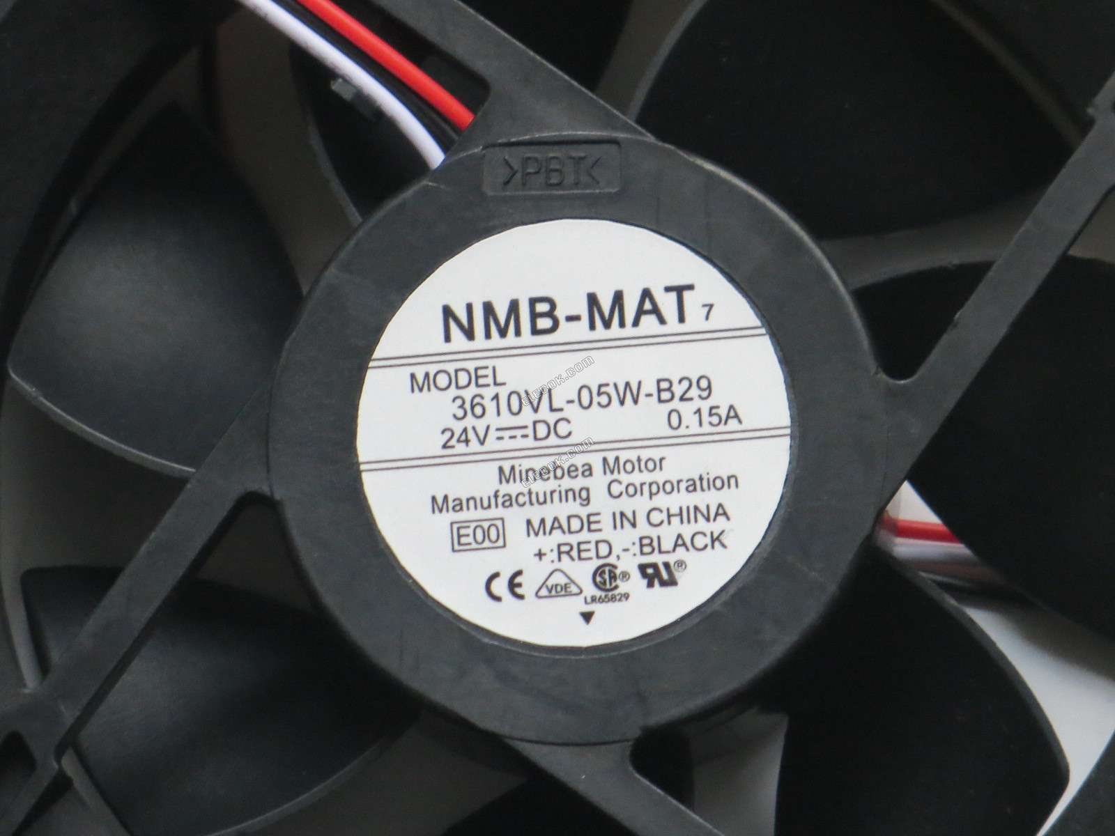 NMB 3610VL-05W-B29-E00 24V 0,15A 3 καλώδια ανεμιστήρας ψύξης 