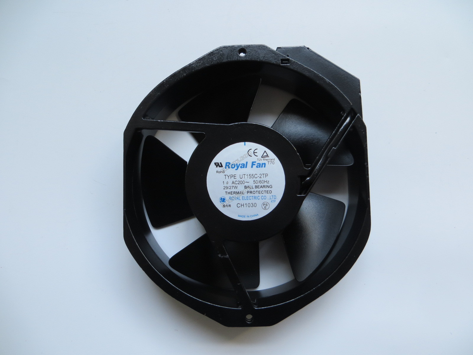 ROYAL UT155C-2TP 200V AC 50/60HZ 29/27W Ventilator De Răcire cu conexiune prin priză, recondiționat 